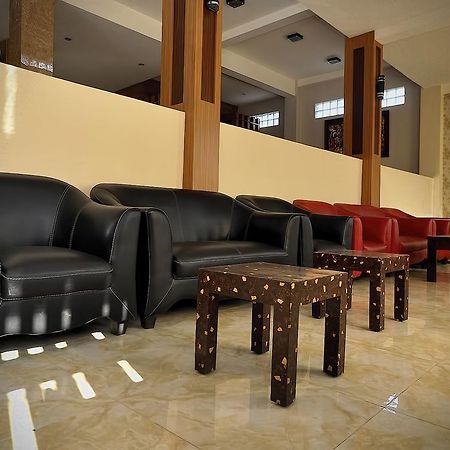Spencer Green Hotel Batu  Εξωτερικό φωτογραφία