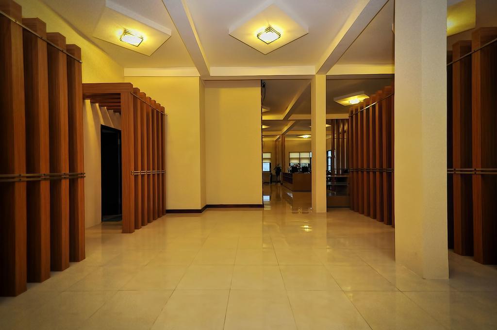 Spencer Green Hotel Batu  Εξωτερικό φωτογραφία