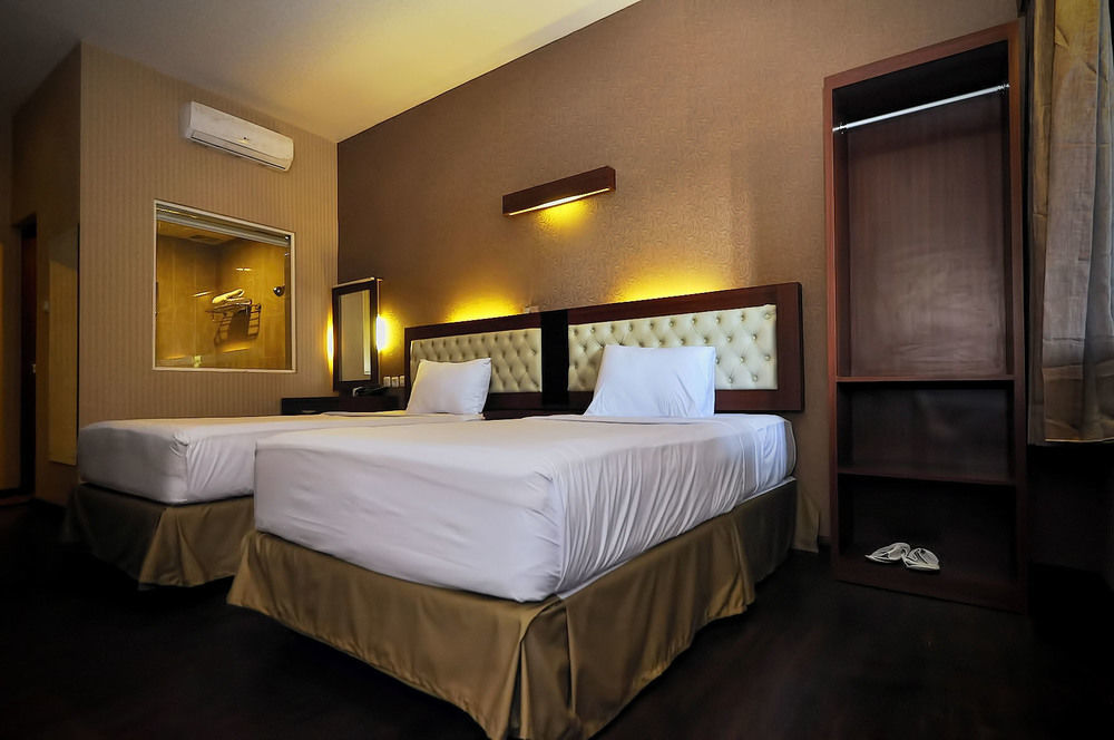 Spencer Green Hotel Batu  Εξωτερικό φωτογραφία