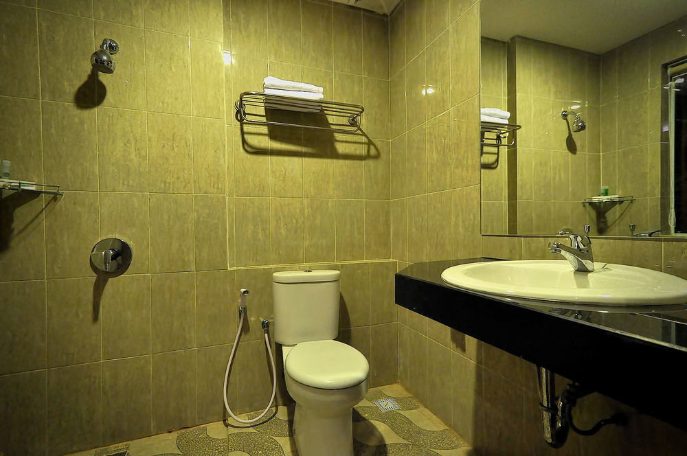 Spencer Green Hotel Batu  Εξωτερικό φωτογραφία
